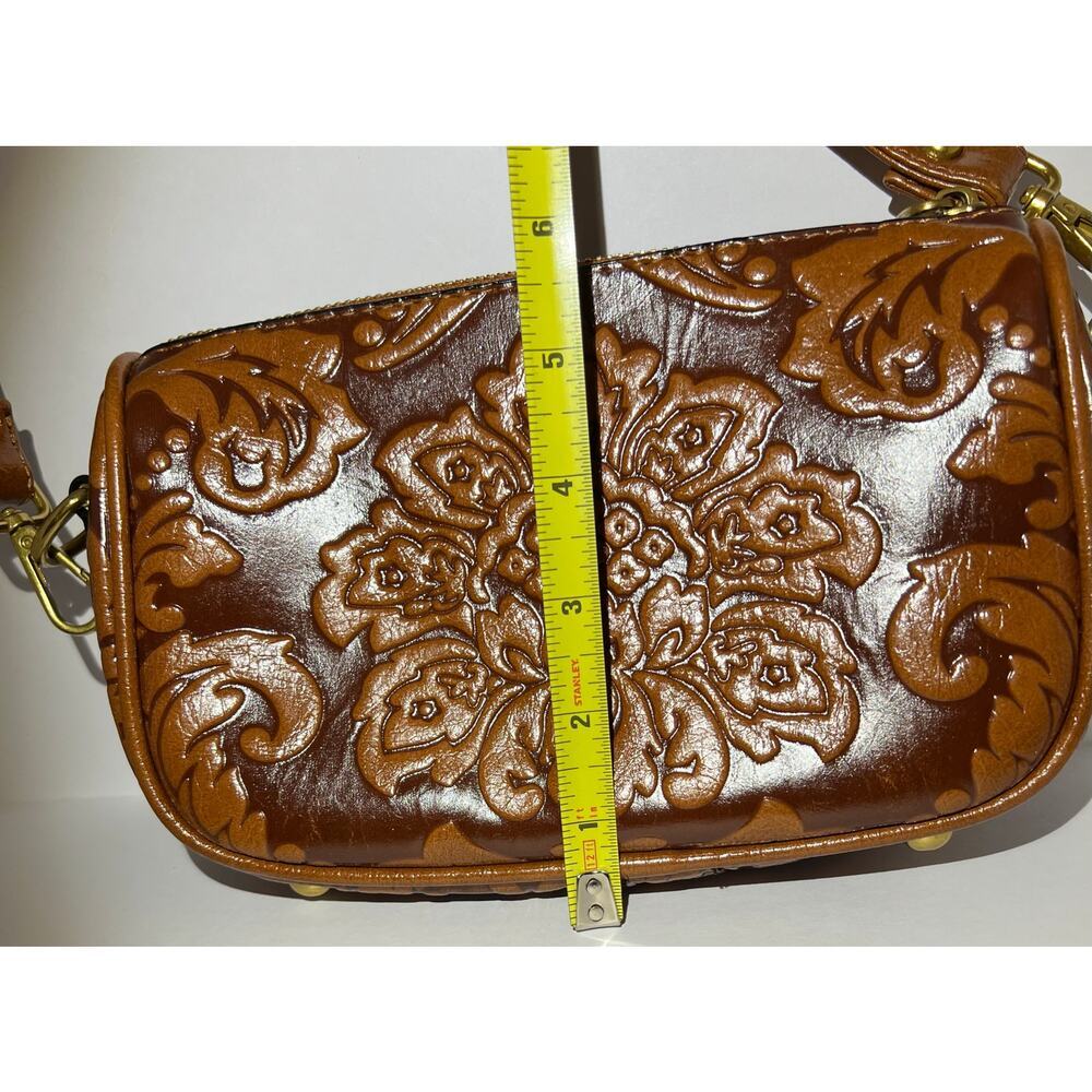 Tooled leather shoulder bag - Picture 3 of 6